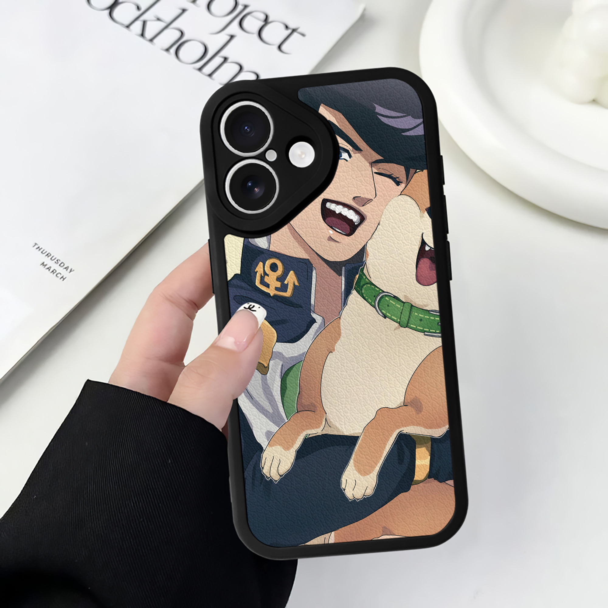 （画像用） ジョジョの奇妙な冒険 JoJo's Bizarre Adventure 【iPhone 16シリーズ対応】シリコンスマホケース（レザー調） 材質：シリコン